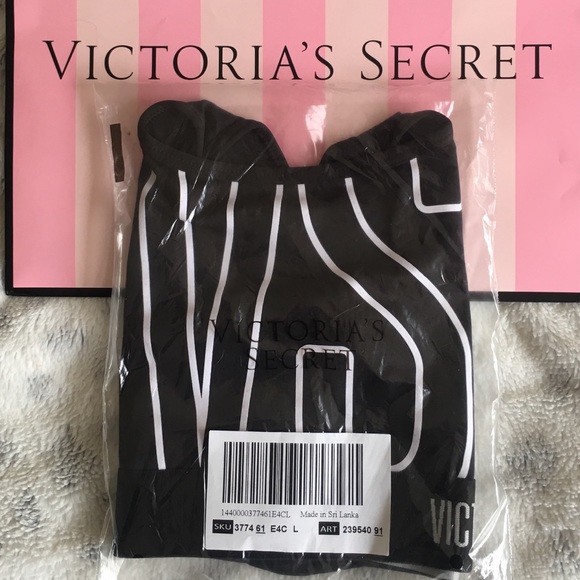 Victoria's Secret Sport Scalloped Mesh Sports Bra - Picture 3 of 3